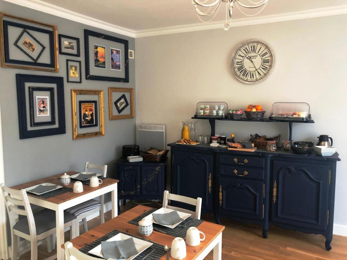 No 6 B&B Landivy Экстерьер фото